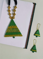 Load image into Gallery viewer, Teracotta Green Minimal Necklace and Earrings
