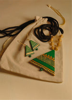 Load image into Gallery viewer, Teracotta Green Minimal Necklace and Earrings
